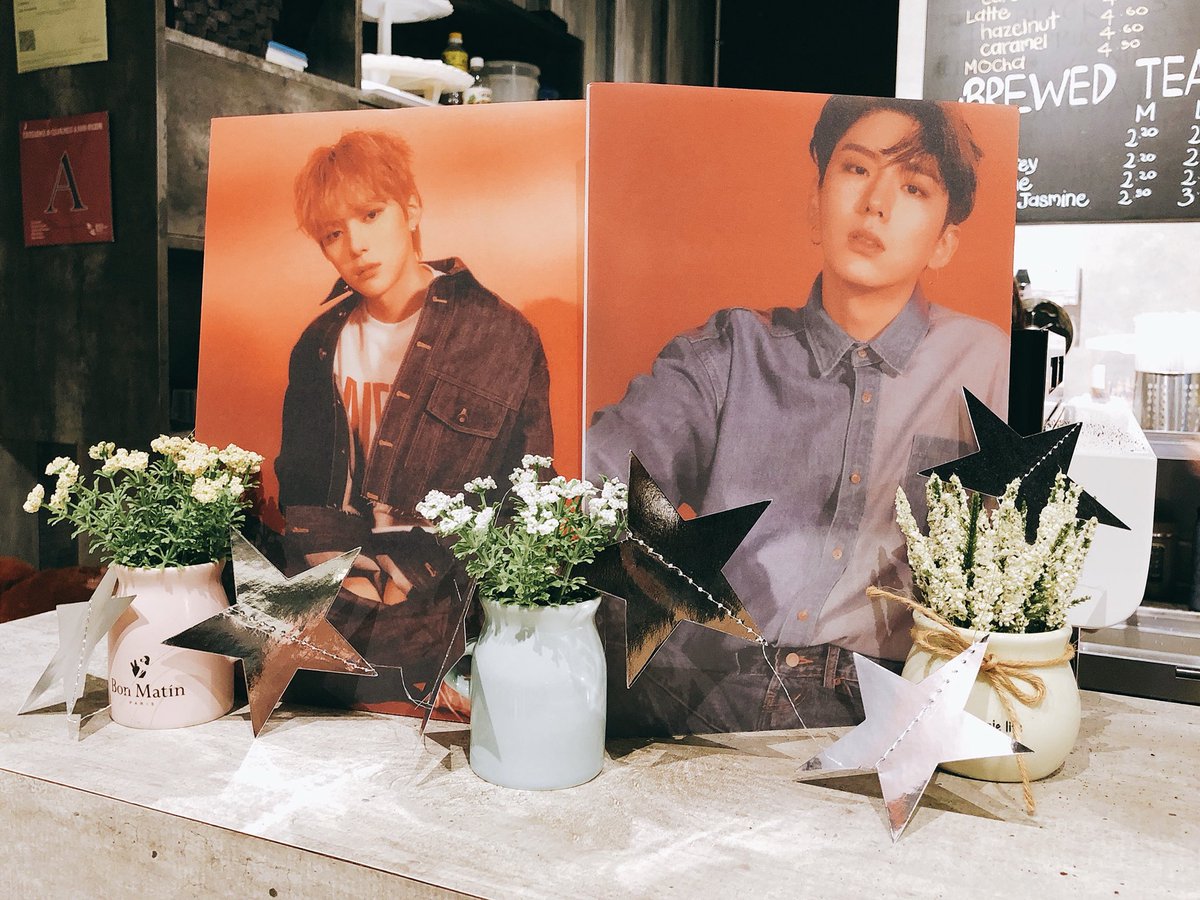 NOVBABIES_9311's tweet image. happy birthday to our nov babies!
thankyou @projectcode11 for the beautiful kihyuk event!๐โญ๏ธ๐ฌ
thankyou everyone who came to collect our fansupport! hope you guys like the photocards!๐ถ๐นโค๏ธ
thankyou those who gave us fansupport items too!๐
#PROJECTCODE11 
#MINHYUK #KIHYUN