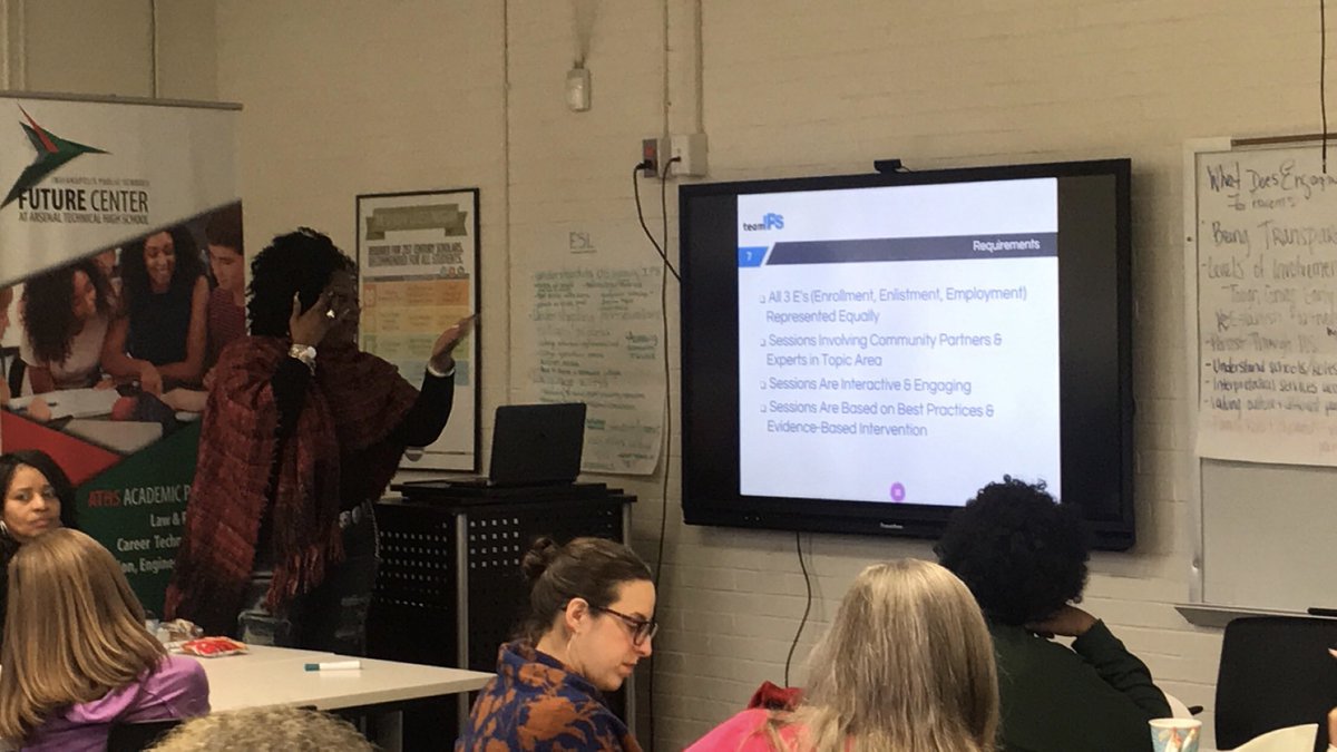 GWContinentals's tweet photo. Our amazing team members of @GWContinentals enjoying their Saturday creating Parent Empowerment Curriculum for our awesome parents. #Teamwork #GWPride #Diversity #Opportunity #Achievement   @jones_flora @IPSFutureCenter @IPS_ESL https://t.co/CwS8xIHHbo