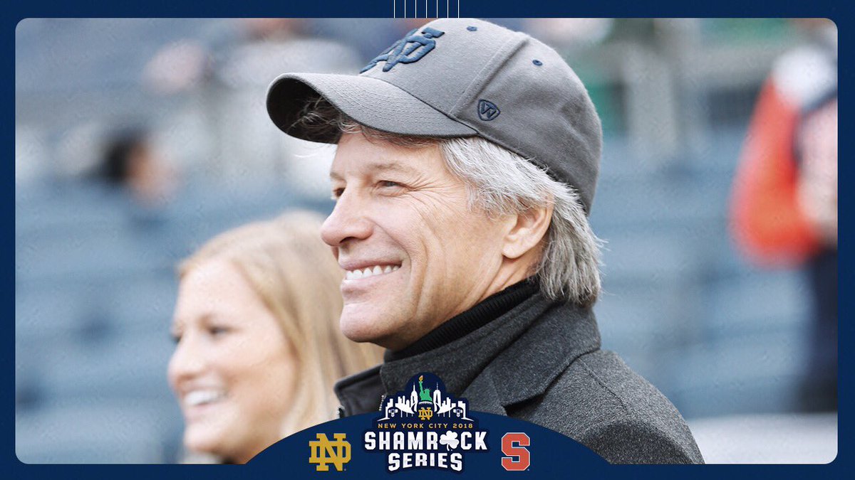 Yankees's tweet photo. Ohhhh, we’re halfway there.

#ShamrockSeries https://t.co/mHPM7PmHZn
