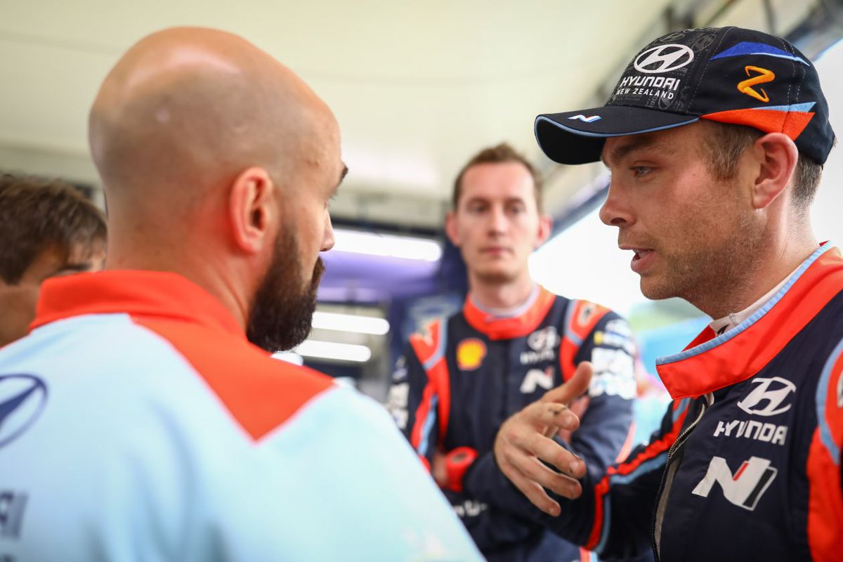 HMSGOfficial's tweet image. #WRC 
🇦🇺 SS19 #Paddon 
⏱ 9:52.0 (+4.8)
▶️ Second quickest so far
"Really difficult to find the rhythm -  in some places the grip is OK in others there isn't any. You always have to keep the pressure on anyway." 
#HMSGOfficial #RallyAustralia