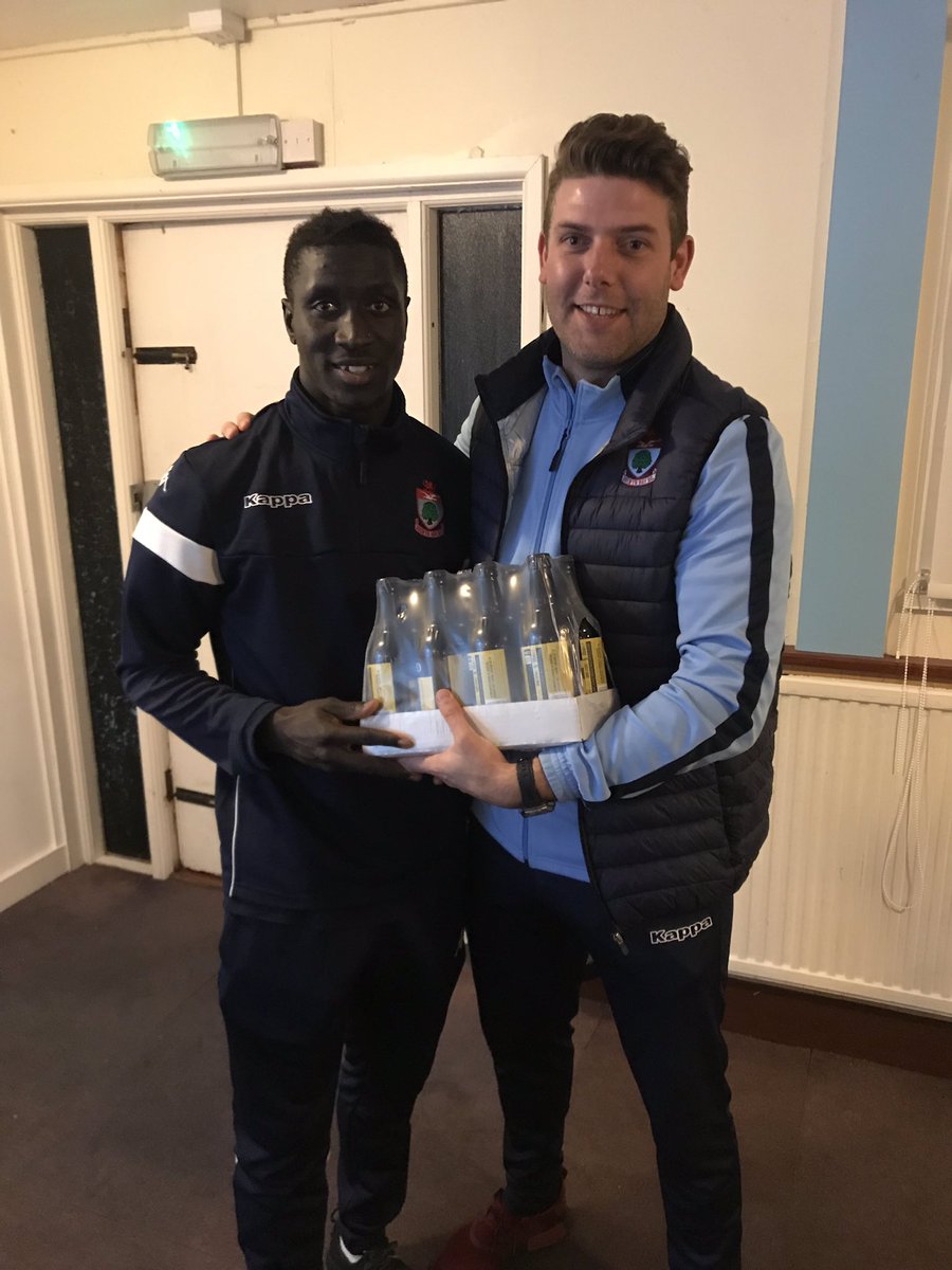 ColwynBayFC's tweet photo. Congratulations to Lass Mendes who won our #EvoStikLeague @BowlandBrewery player of the month award for October and was presented with a case of ales in the clubhouse by manager @Craig_Hogg after today’s game #LassByName #ClassByNature https://t.co/Ocp77BiMOU