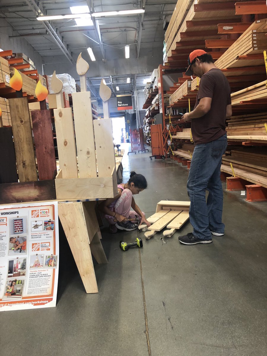 DIY workshop today .. Journals holder are ready to be made #DIY #HomeDepot <a href="/Jaime_HD_D25/">Jaime Castillo</a> <a href="/Steven_Mousseau/">Steven Mousseau</a>