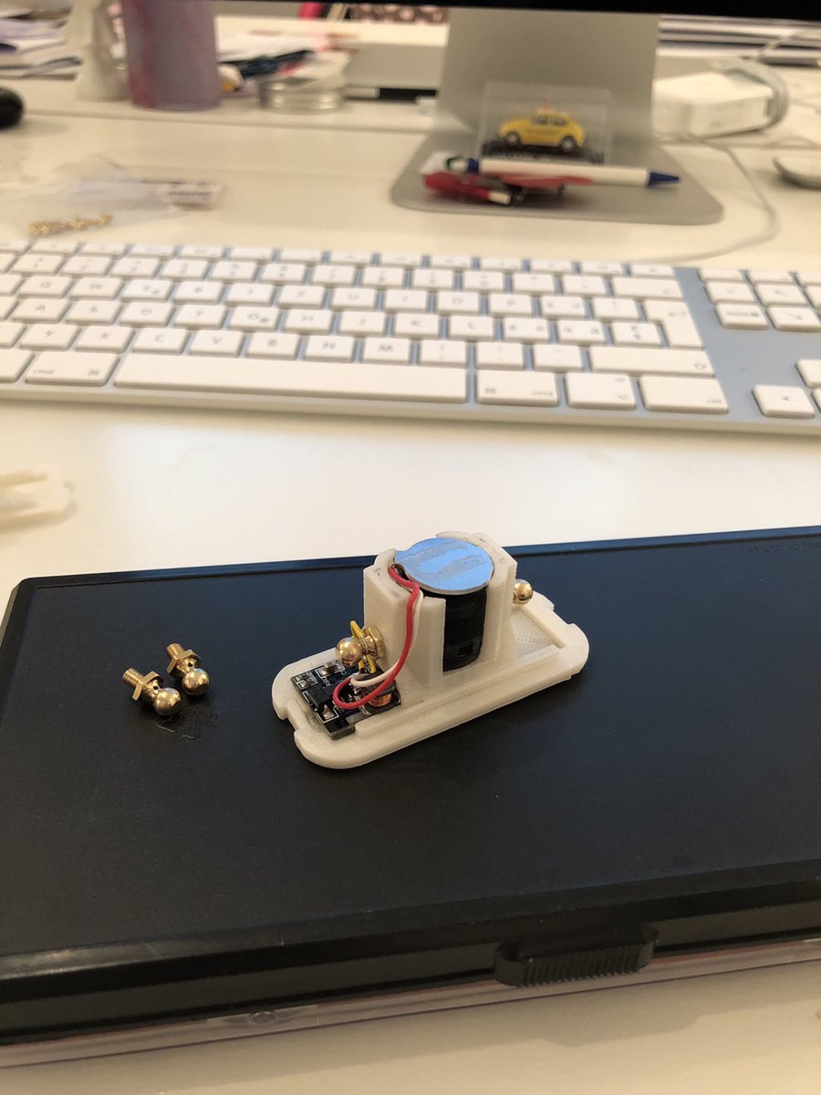 inetbeat's tweet photo. 3D printing project „Shadow Light Bracket“ for Mercedes Benz W211. #3dprinting #mercedes #printm3d #m3dllc #freshit https://t.co/DJk2LlvXmj