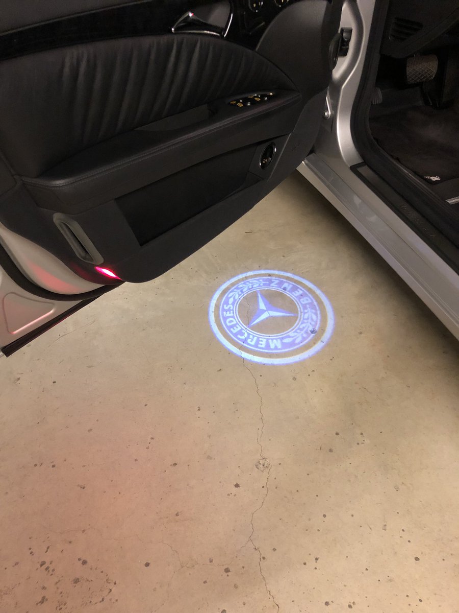 inetbeat's tweet photo. 3D printing project „Shadow Light Bracket“ for Mercedes Benz W211. #3dprinting #mercedes #printm3d #m3dllc #freshit https://t.co/DJk2LlvXmj