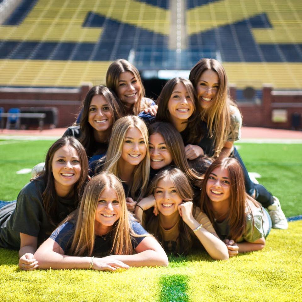 Colored_Moments's tweet image. Who are you thankful for this holiday season?  We LOVE this photo that we converted for our newest customer who is thankful for her friends... Custom Coloring Books are the PERFECT gift for the loved ones in your life!  etsy.com/shop/coloredmo…