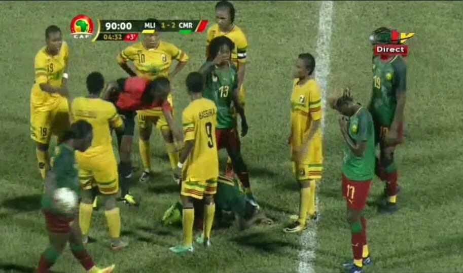 AllezLesLions's tweet photo. 🔴 Les Lionnes ne ratent pas leur entrée et s’imposent contre le Mali après avoir concédé l’ouverture du score (2-1).
Les buts sont signés Meffometou et Ajara Nchout. 🦁🇨🇲
#MLICMR (@CAF_AWCON) https://t.co/iZeQelRxL9