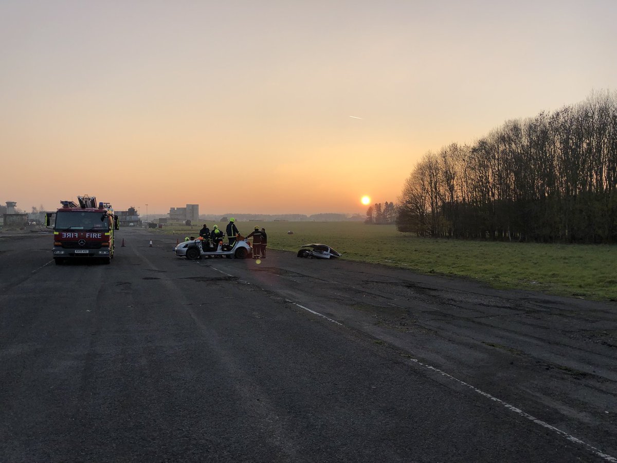 liveaboard58's tweet photo. Beautiful evening at the Fire Service College @FSCmoreton #FSCmoreton https://t.co/UBzKiwwFEq