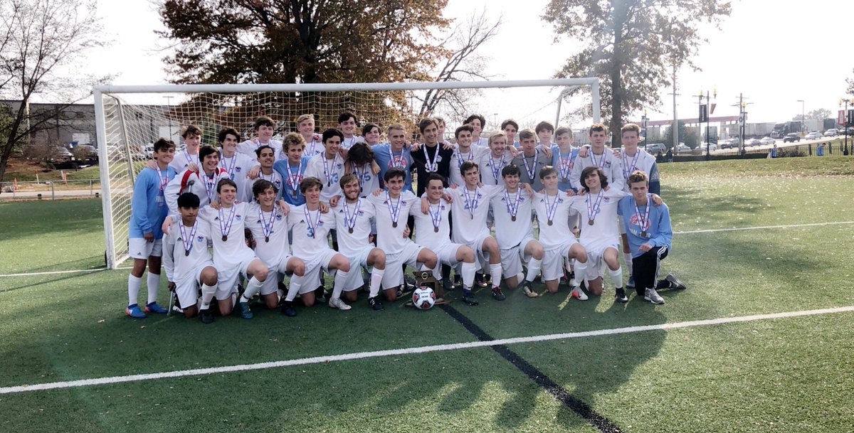 glendalesoccer's tweet photo. Glendale finishes their 2018 campaign with a 3rd Place Finish.  Thank you seniors!  #itsafamilything https://t.co/W6yuspVLKK