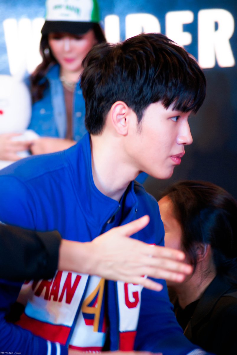 MMedjed_Sama's tweet photo. 011118 | #wranglerthailand #WranglerCustomizeStore
My Angel ✨✨✨✨
#ฮันนี่ #Newwiee
#เตนิว #โพก้า https://t.co/Q1UpFAgc1p