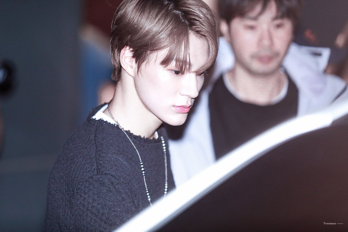jeno pics 👑 tweet media