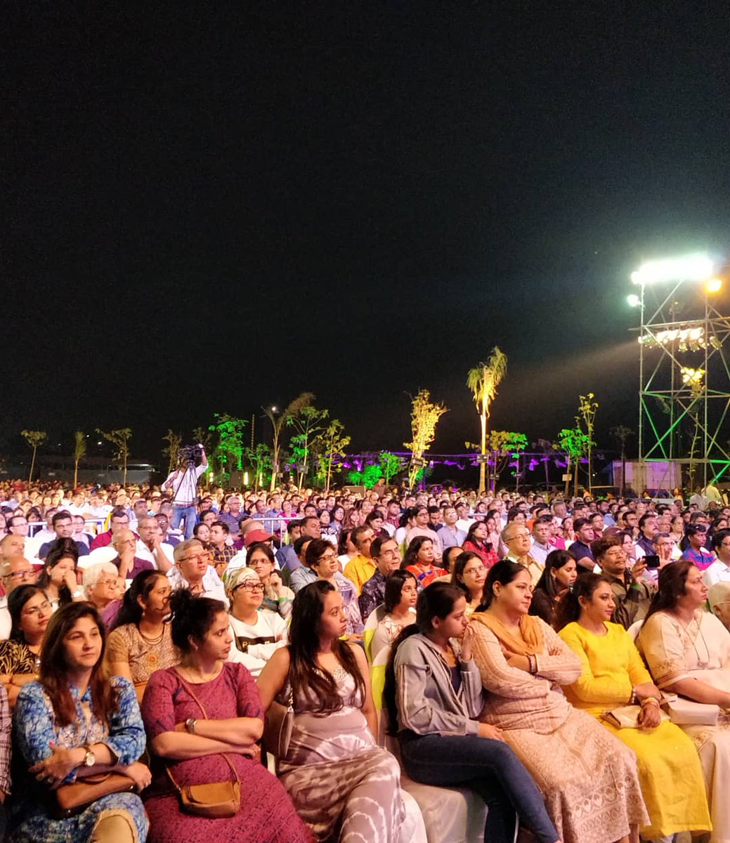 kanakia_spaces's tweet photo. The mega event has come to an end. 5000 happy customers and inspiring learnings from Shri Gaur Gopal Das made this event, a successful one.
#KanakiaGroup #KanakiaCodenameFuture #PowaiCalling #GaurGopalDas #AdvancedLiving
-
MahaRERA No: P51800018007 https://t.co/L6ziRNi7ae