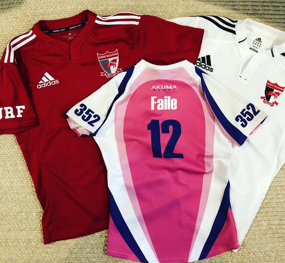 usfrugbyalumni's tweet photo. Decisions decisions #usfrfc #usfrugbyalumni #19all #GoAlumni #GoBulls #RealWinnersDonateToTheTeam #JRF #fortheboys @USFrugby https://t.co/zSqsyqN8Z5