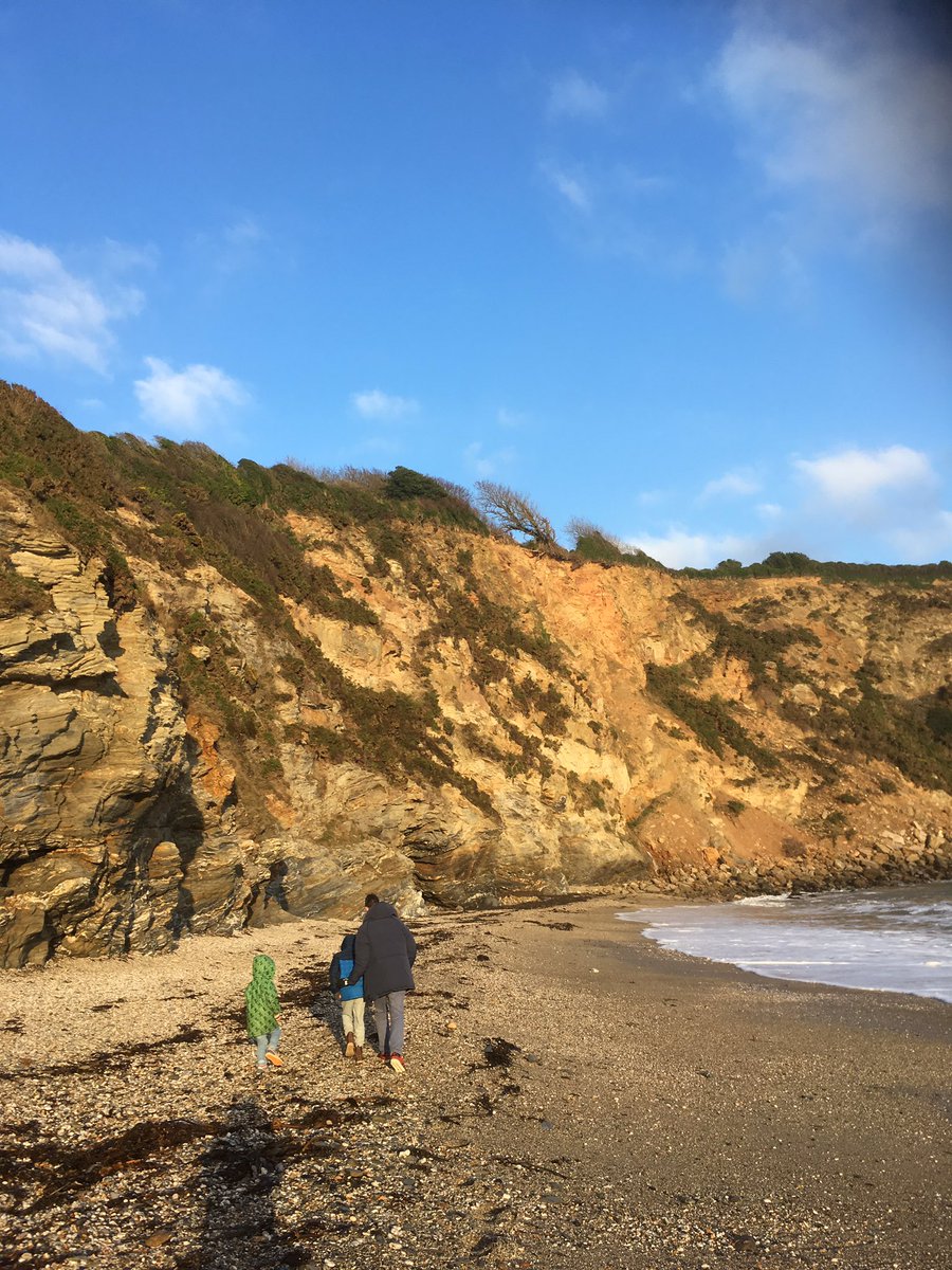 VanessaLangers's tweet photo. So itβs a pretty fab day to arrive in Cornwall #Notsmug @CornwallLifeMag @cornwall #Charlestown https://t.co/lbdqotFqYn