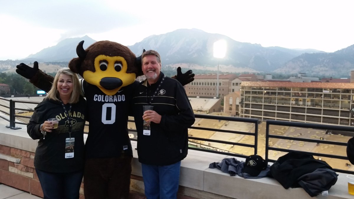 Let's go Buffaloes! It's the last Home Game of the season. Hitch a free ride from FATE to Folsom. Our pedi-cabs are ready! Did we mention there is beer too? 

#skobuffs
#drinkyourfate
#shouldertoshoulder