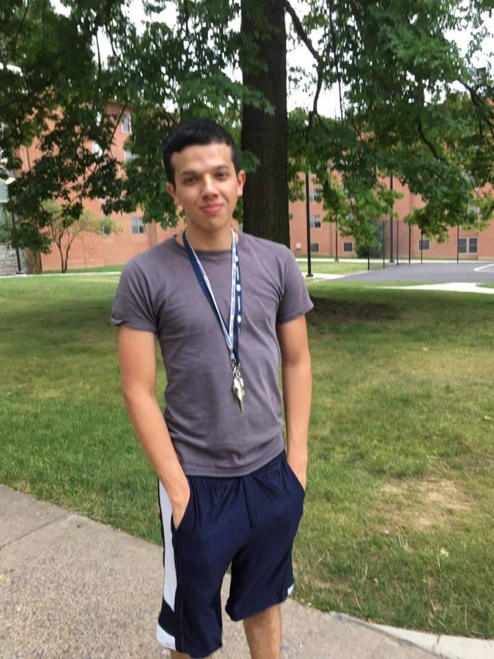 ALPFAPennState's tweet image. One of the members that has been with ALPFA for the longest time, our awesome Vice-President, Jonathan German. His hobbies are watching Netflix, yoga, and meditating. #alpfamilia