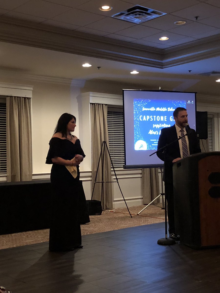 Insanely proud of the Ss, Ts &amp; leadership <a href="/DASD_LMS/">Lionville Middle School</a> who have embraced authentic, student learning built on passion &amp; curiosity, through the CAPSTONE PROJECT 💙 Loved seeing my former 5th grade S &amp; hearing from <a href="/AlexLemonade/">Lemonadeforthecause</a> Hero Ambassador Megan Roberts #DASDpride