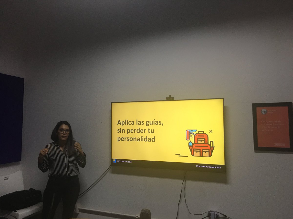 claubs_uy's tweet photo. @JoiArnaiz en taller de #NetConfUy contando sobre guías de estilos y sus beneficios #ux #userexperience #usability #MobileApp https://t.co/aIrJ3hROvu