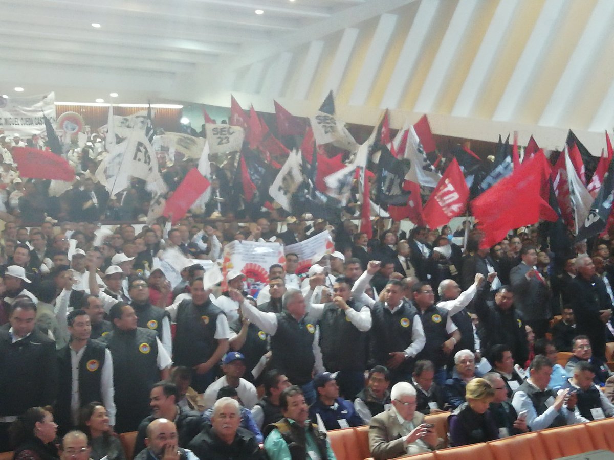 CtmJc's tweet photo. La#fuerzaCTM en apoyo de @CarlosAceves_  nuestro Secretario General @CTM_Coahuila @CTM_GPD @GabrielRdzVilla @CTM_Oaxaca @CTM_SLP @CTM_MX https://t.co/NBfosUoXqt