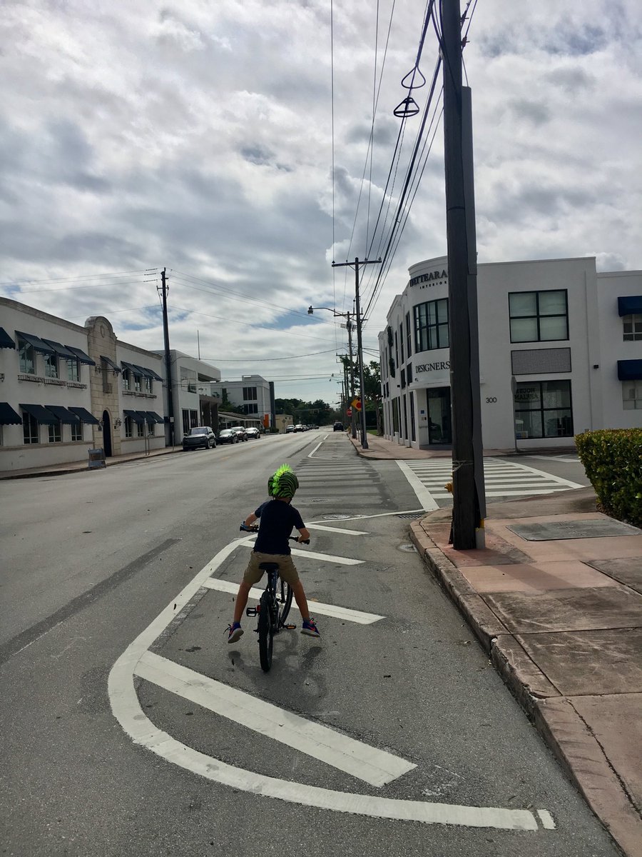 jkellerfsu's tweet photo. This used to be a #protectedcycletrack but they said there wasn’t enough parking and removed it. Today we remembered safer days and rode through the empty parking spaces. https://t.co/xUgWeHMQRG