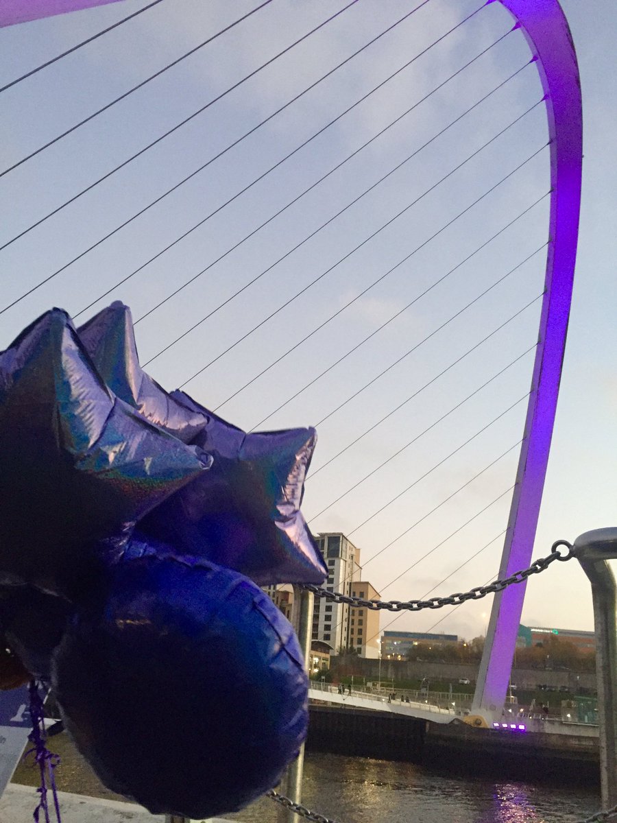 TinyLivesTrust's tweet photo. As the sun set on @NEWCASTLEQUAYS, we were delighted to be joined by some of the amazing nurses from the RVI Neonatal Unit to celebrate #GatesheadMilleniumBridge turning purple for #WorldPrematurityDay. Thank you to the parents and babies who popped by to say hi as well! πππ https://t.co/8ADo6l1Prl