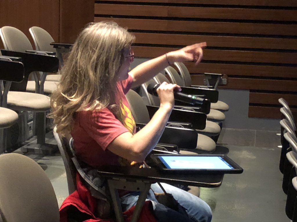 educationmakers's tweet photo. Very engaged audience at @nima_navab’s talk on ambient feedback ecology. https://t.co/MCasznC0d3