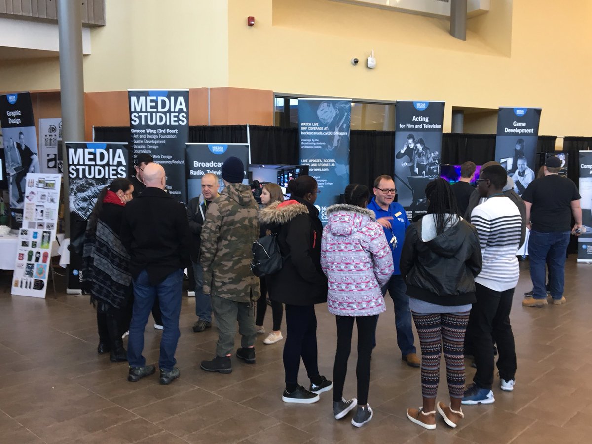 PhilHayes74's tweet photo. Fantastic way to spend a Saturday @niagaracollege Fall Open House. Great work by the entire Niagara College community! #myNCstory https://t.co/vDAtaEwKfL
