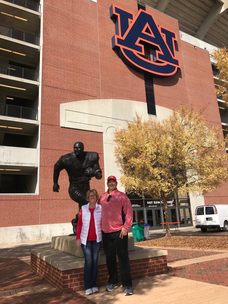 TroySchultz20's tweet photo. Game Day! Go 🔥🔥🔥🔥🔥 https://t.co/TIKrvt30Ur