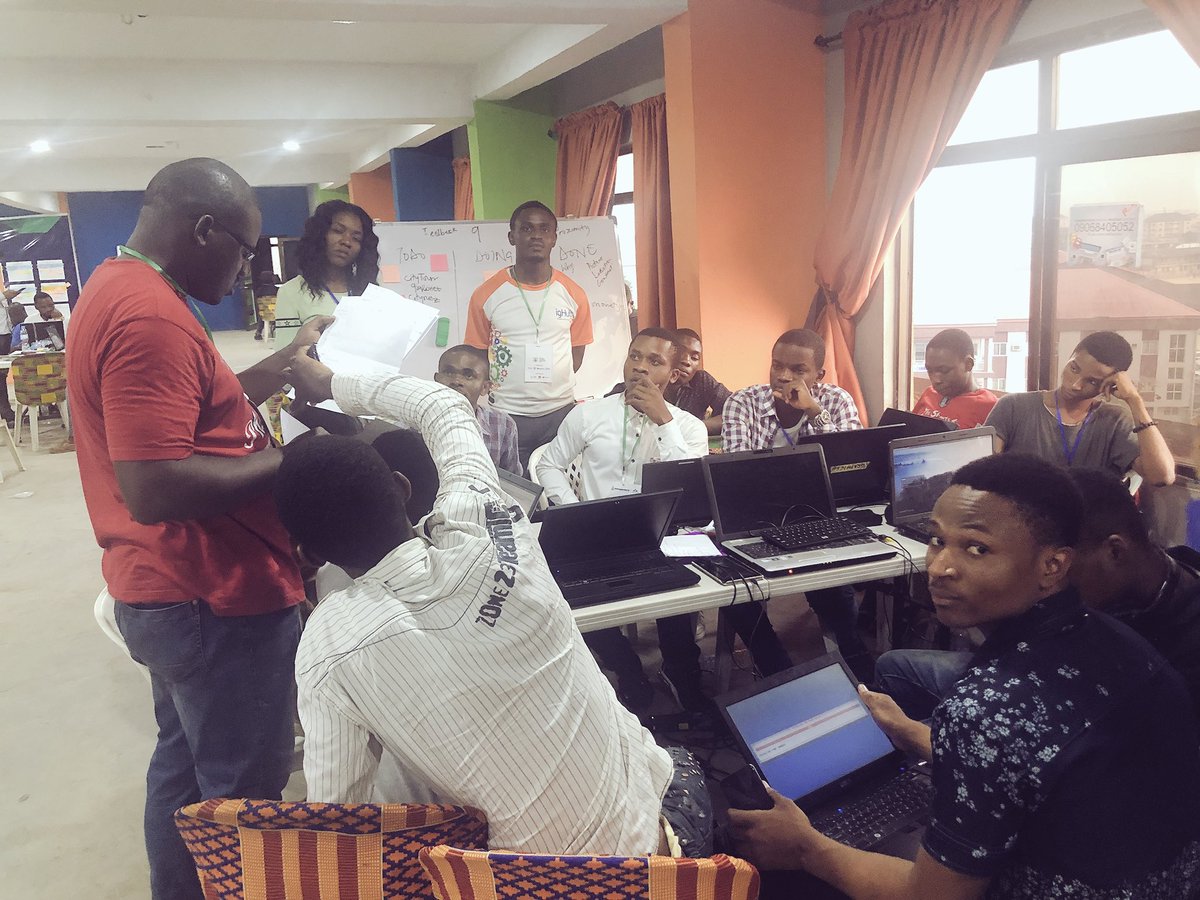 unicodeveloper's tweet image. Appeared in Aba 😁 #Startupweekend 

Developers &amp;amp; folks working to bring ideas to fruition via technology. No sleep for me. Things must work! 🔥