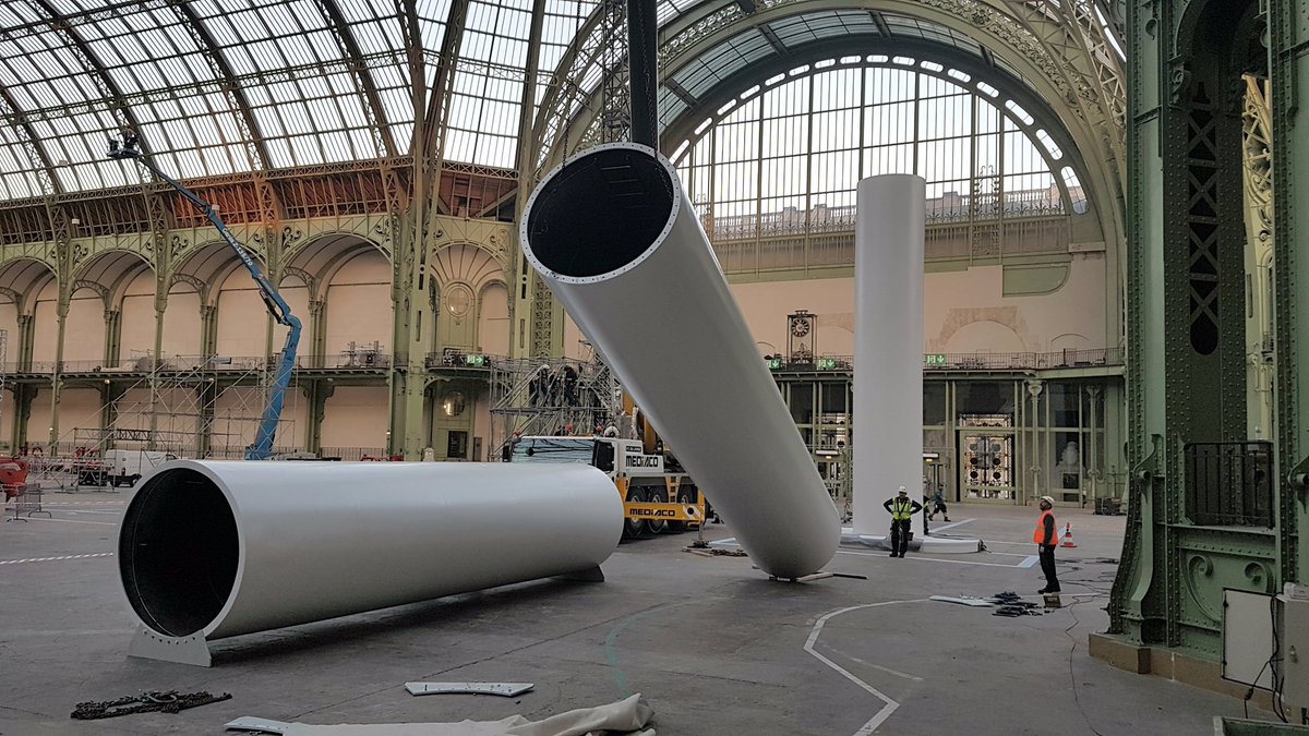 usineextra's tweet photo. #Endirect Lévitation de la spectaculaire cheminée Poujoulat spécialement fabriquée pour l’#UsineExtraordinaire ! #industrie #industrie40 #madeinfrance https://t.co/z7md017Yeg