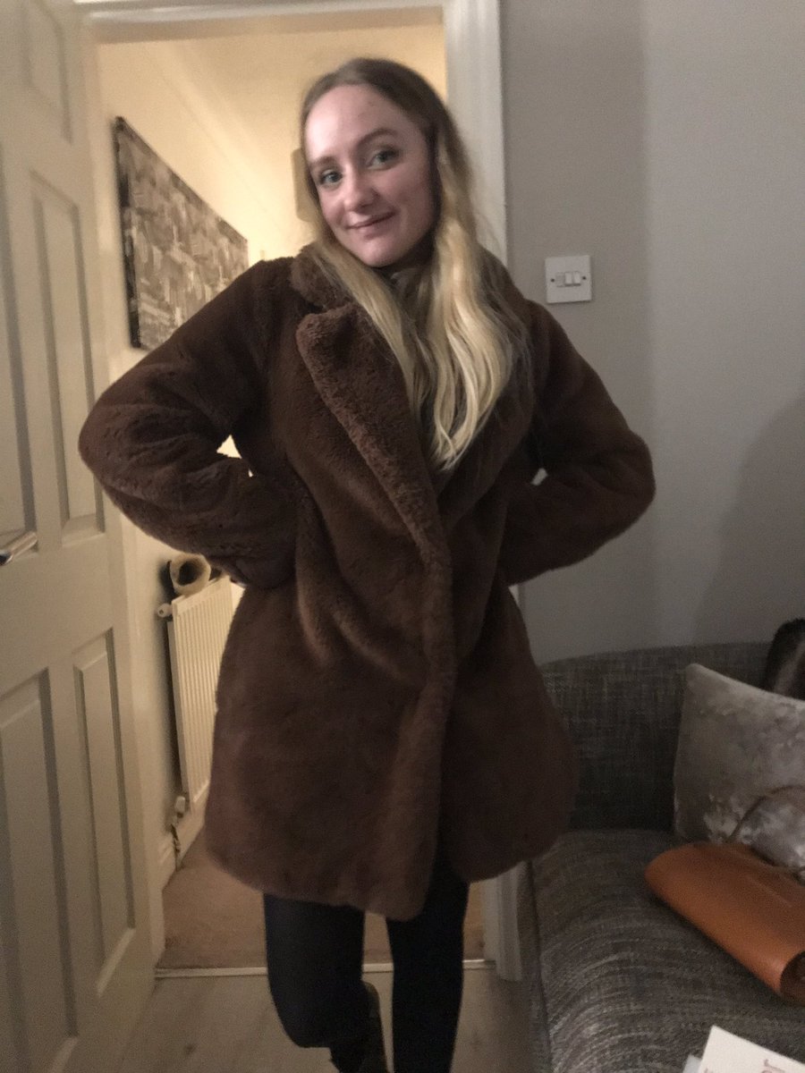ZoeJemson's tweet photo. Comes home for the weekend and starts stealing my coat :)) #ATory https://t.co/3aitLkyi8U