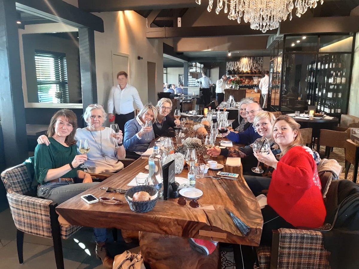 SabienWerbrouck's tweet photo. Reünie team OTC @Bonaparte #bestteamever#friendsforever#omegapharma#workhardplayhard https://t.co/SUOBJDHijm