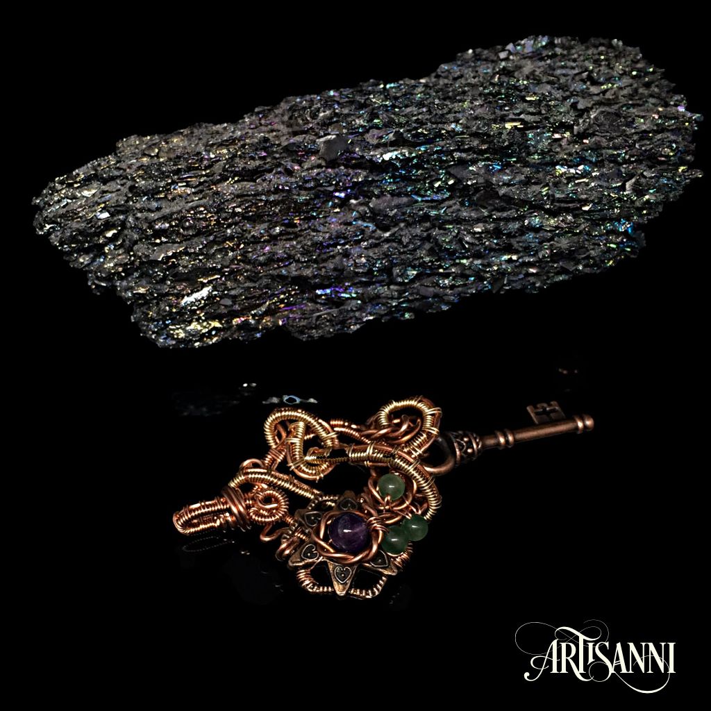 artisanni's tweet photo. Almost finished, this one needs oxidising to make it gel, it definitely looks too bitty without it.  Could be a while, I need to make a few more pieces before oxidising in bulk #Artisanni #wirework @wechmuth https://t.co/AZ7s67FIVG
