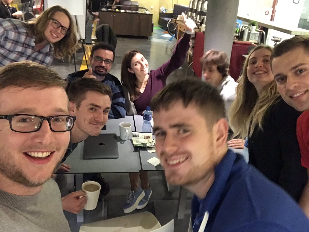 Hastili_Co's tweet photo. Hanging out with CheckItApp. #StartupWeekend #SW18 #entrepreneurs https://t.co/QdWWSROLWE