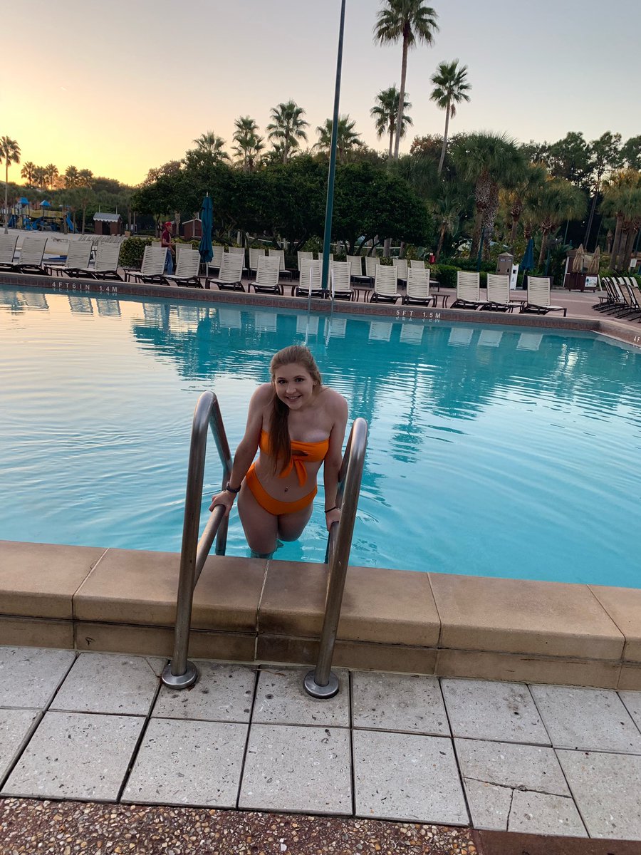 badillobrit's tweet photo. I just wanted to come here and say I’m extremely happy to be alive and healthier than ever I’m so lucky to have friends and family that didn’t let me slip through the cracks and take my life no matter how bad I wanted. My smile is back and brighter than ever https://t.co/Np2ggOfb9k