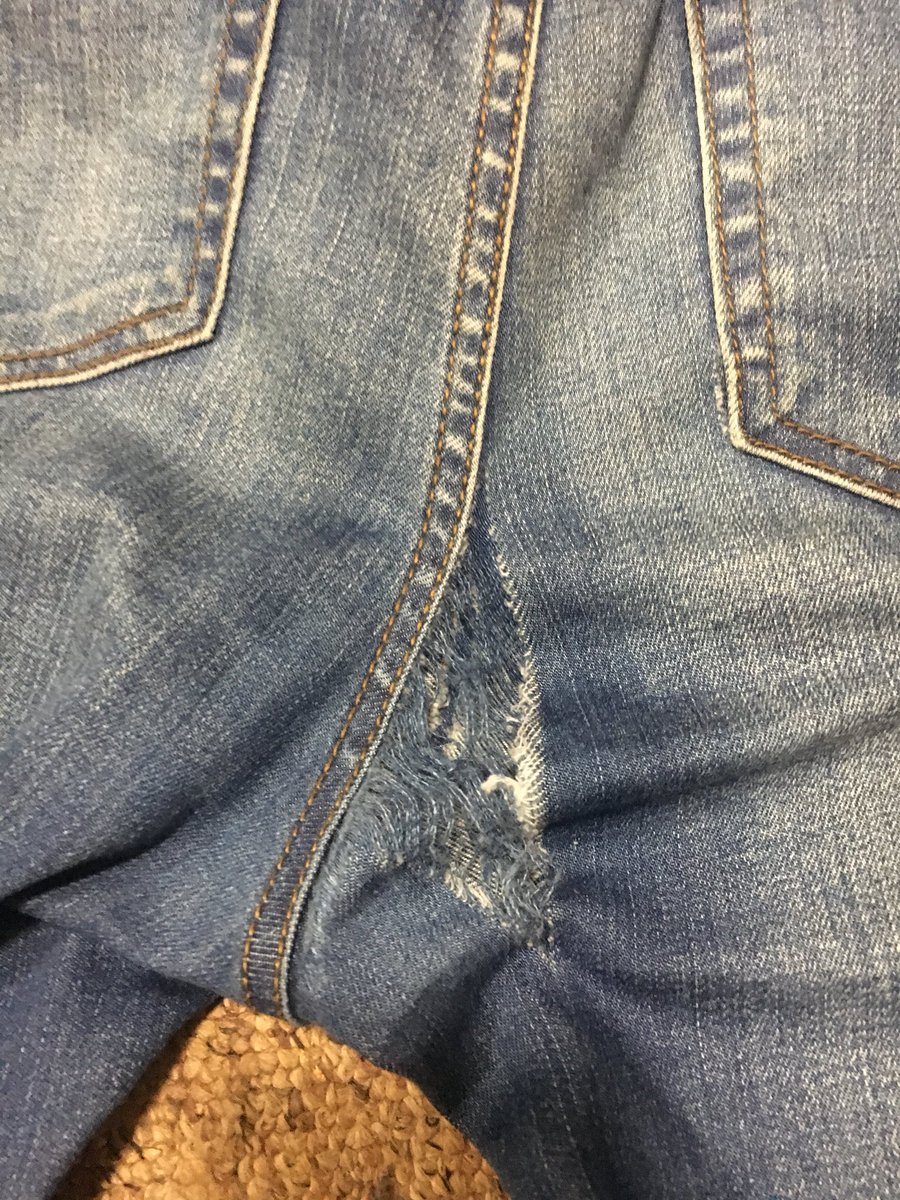 WillWallis4's tweet photo. @NewLook_Men I’m really disappointed, I’ve only had these jeans for 2 months and they have a gigantic rip at the back and similar one at the front😭 .... Why did this happen? https://t.co/neEUSHjiJ7