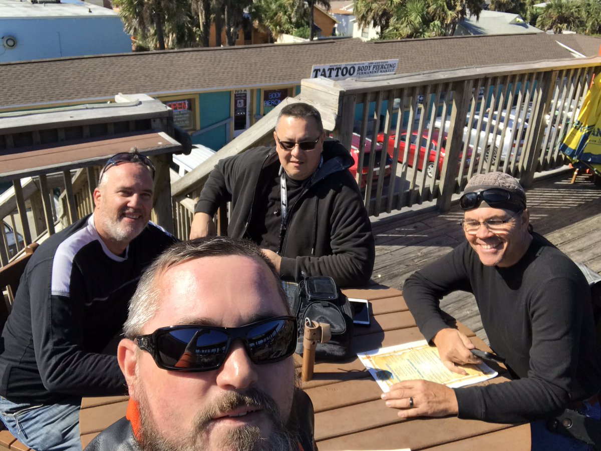 thdphillips's tweet photo. HDE crew riding the loop. #THDriders https://t.co/E6lhLlFjEc