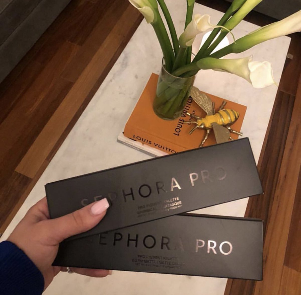 Trendmood's tweet photo. #SneakPeek 👀👀 🖤#SephoraPro is ready to drop more #EyeshadowPalettes !!! 👀👀
Whimsical Palette
Warm Matte #ComingSoon https://t.co/ivQ69QNnWK
