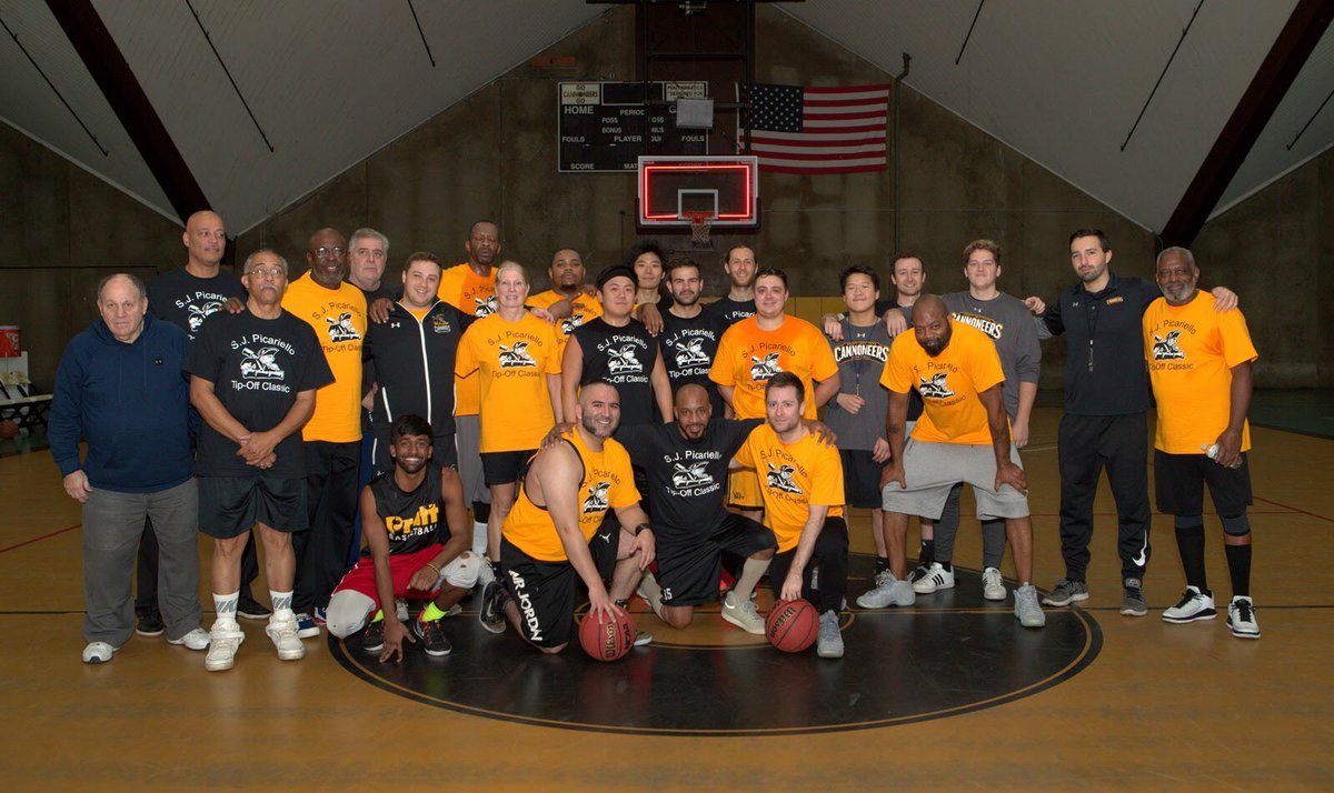 GoPrattGo's tweet image. MBB cont. 
Looking forward to having the 2018-19 MBB team meet the alumni at the 1pm lunch social in the ARC, followed by a 3pm game vs @risd 🏀⛹️‍♂️
#GoPrattGo
#DesignedForSuccess