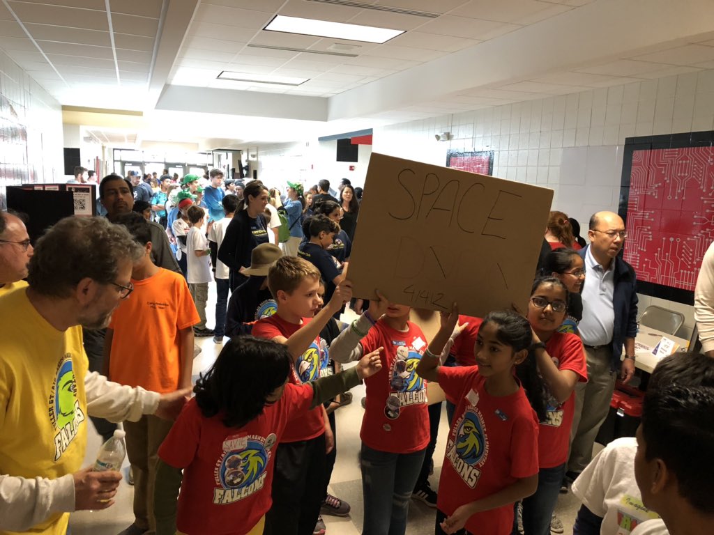 PMTalwar's tweet photo. Give it up for #Fullerelm Falcons at First LEGO League. Team Space Busters and Team Space Dodos are all set the blast off! Thank you Mr. Shore for your dedicated coaching and infectious enthusiasm @FullerPTA  @FullerMediaCtr https://t.co/lKpFz18b0D
