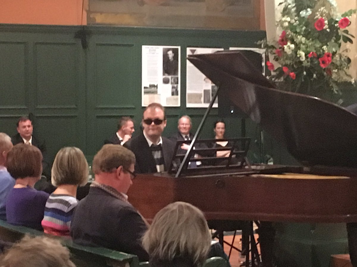 StMichaelsW4's tweet photo. Wonderful #LoveMusic4 charity concert last night, in aid of @theambertrust @UpperRoomOrg and @WaterHarvestOrg. Thanks to @DerekParavicini, Alistair, Sarah and team at #BownDesignandBuild + family and friends - and all who came and gave so generously! https://t.co/YC0p8SfVPw https://t.co/3X1jK7CLwz
