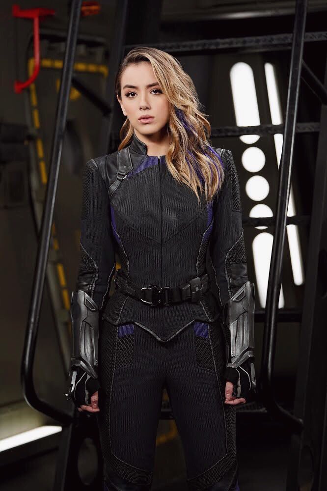 DaisyQuakey's tweet photo. "Purple in mah hair people. Quake is ready to kick some ass now." #DaisyQuake #AgentsofSHIELD https://t.co/3E32dZL47w