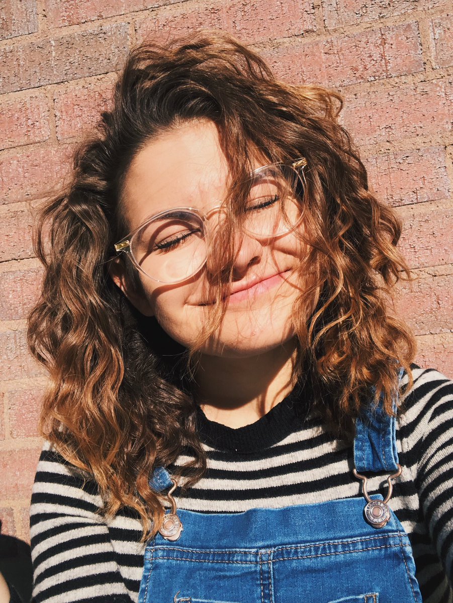 jcrow__'s tweet photo. the sun looks good on me https://t.co/gZEDShSL21