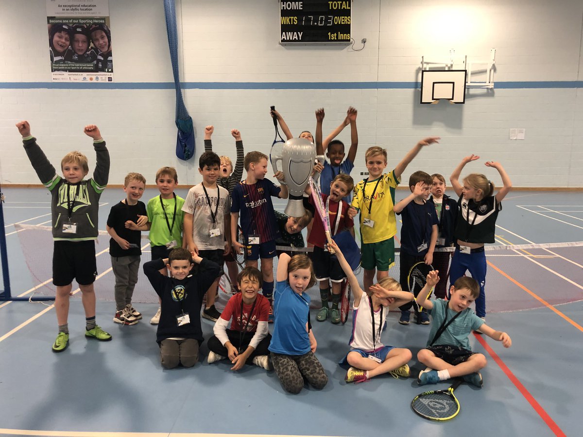 Tennis_Edge's tweet photo. Fun and games with added fun this afternoon at our mini red event indoors at @TaverhamHall
Well done to our winners
Finley in the βAβ Draw π
Jay in the βBβ Draw π
Runners up Finn and Fahri π₯ππ»ππ»
#CompeteAndLearn #GrowingTennis https://t.co/KUp65W41cg