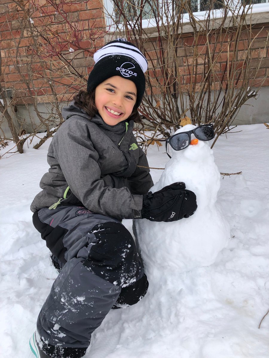 SinghMichel's tweet photo. I can confirm that the #TESS18 toques also work perfectly outside in the real snow! @eCampusOntario #eCOKids https://t.co/o3Fju0RU4Z