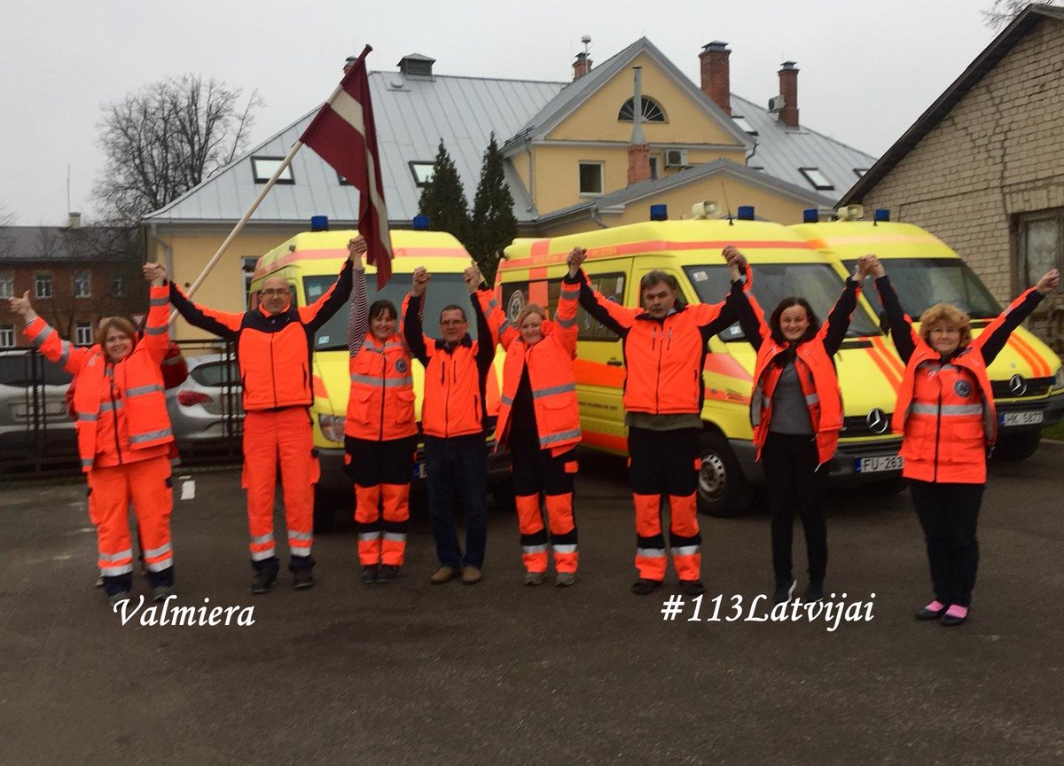 NMPdienests's tweet photo. Ar saviem labajiem darbiem un domām, mēs kopīgi stipru darām savu tautu, savu zemi, savu valsti! Novēlam, lai katrā no mums mīt labestības dzirksts un vēlme kopā paveikt lielus darbus. Lai spēks un veselība katram.
Sveicam valsti simtgadē: https://t.co/B5KZ6ozrJQ  #113Latvijai https://t.co/ha3Nc7d8Y7
