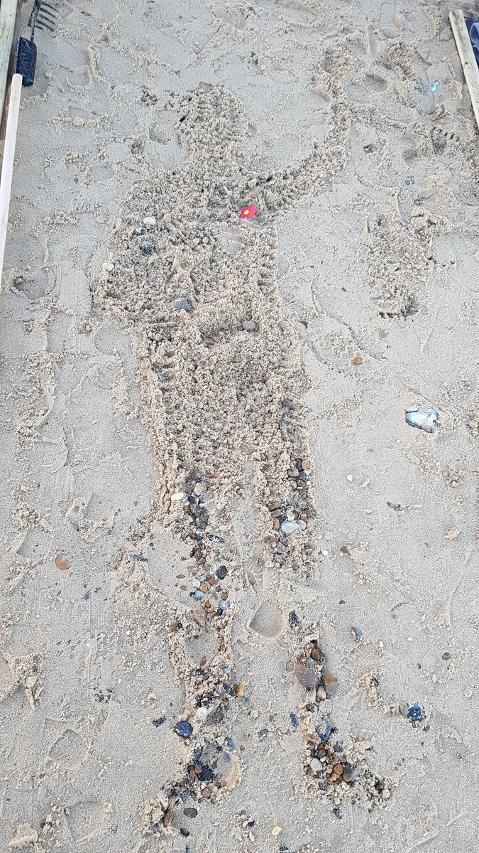 2mexicans's tweet photo. #100years very powerful day at golston beach and as with others the imprint of men who gave there lives so we would the days of peace  for that we thank you all and may we never fight and loose good men and women may the Lord be with you https://t.co/pSP0opkROi