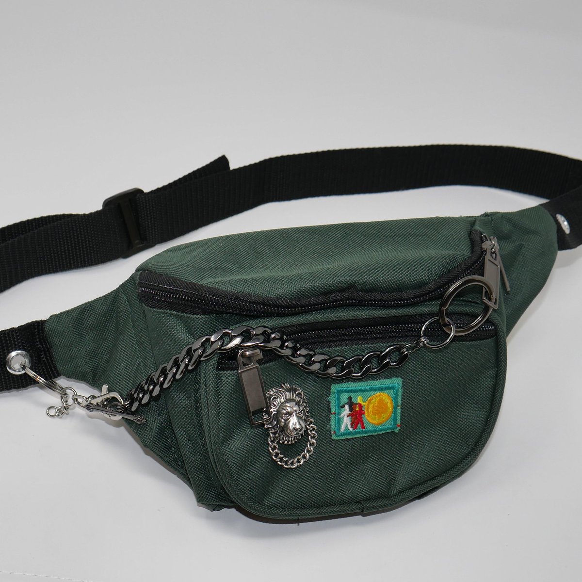 luismiguelstore's tweet photo. The 6 of Clubs Bag by Luis Miguel Design
#gucci #versace #givenchy #chanel #supreme #supremeforsale #dior #prada #bags #fashion #accessories #handbags @gucci @julianchangusa @manrepeller @thefashionpoet @miamidesigndistrict @itsmemariasee @riamichelle @miamiheraldfashion https://t.co/xex5315irs