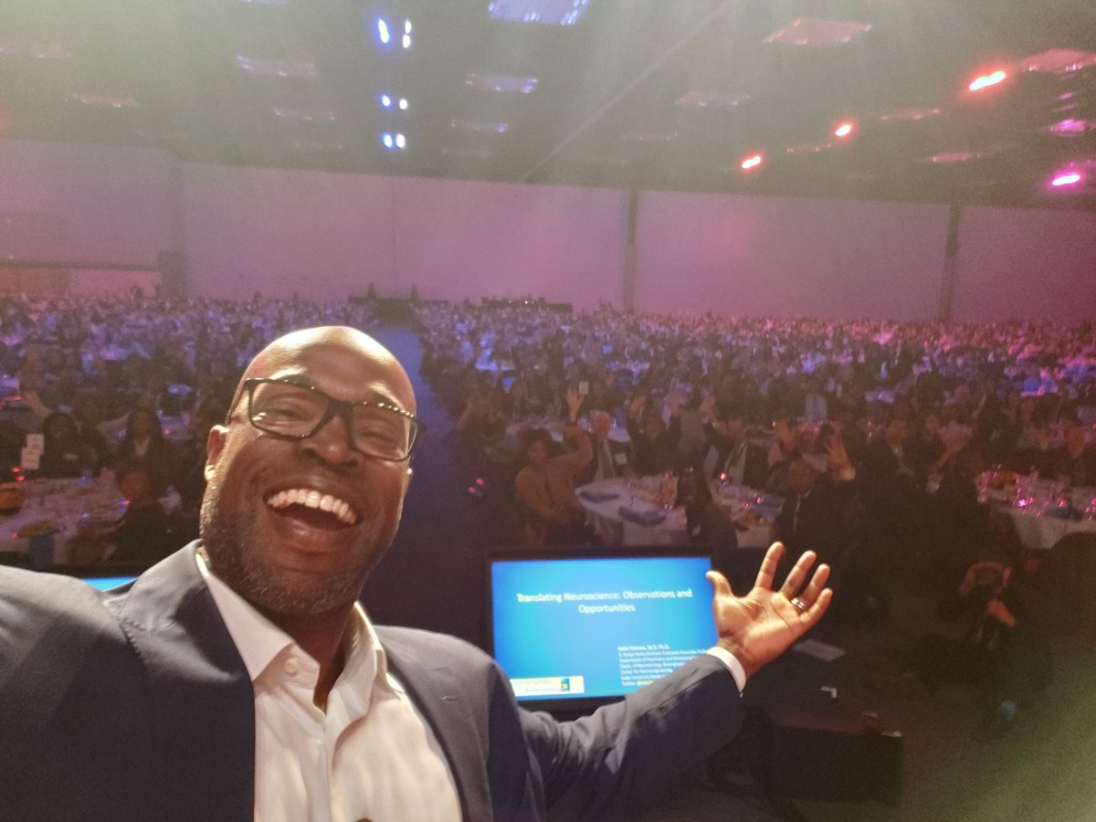 KafuiDzirasa's tweet photo. I should really stop tweeting and start this keynote. #abrcms https://t.co/8iYbtgwuK1