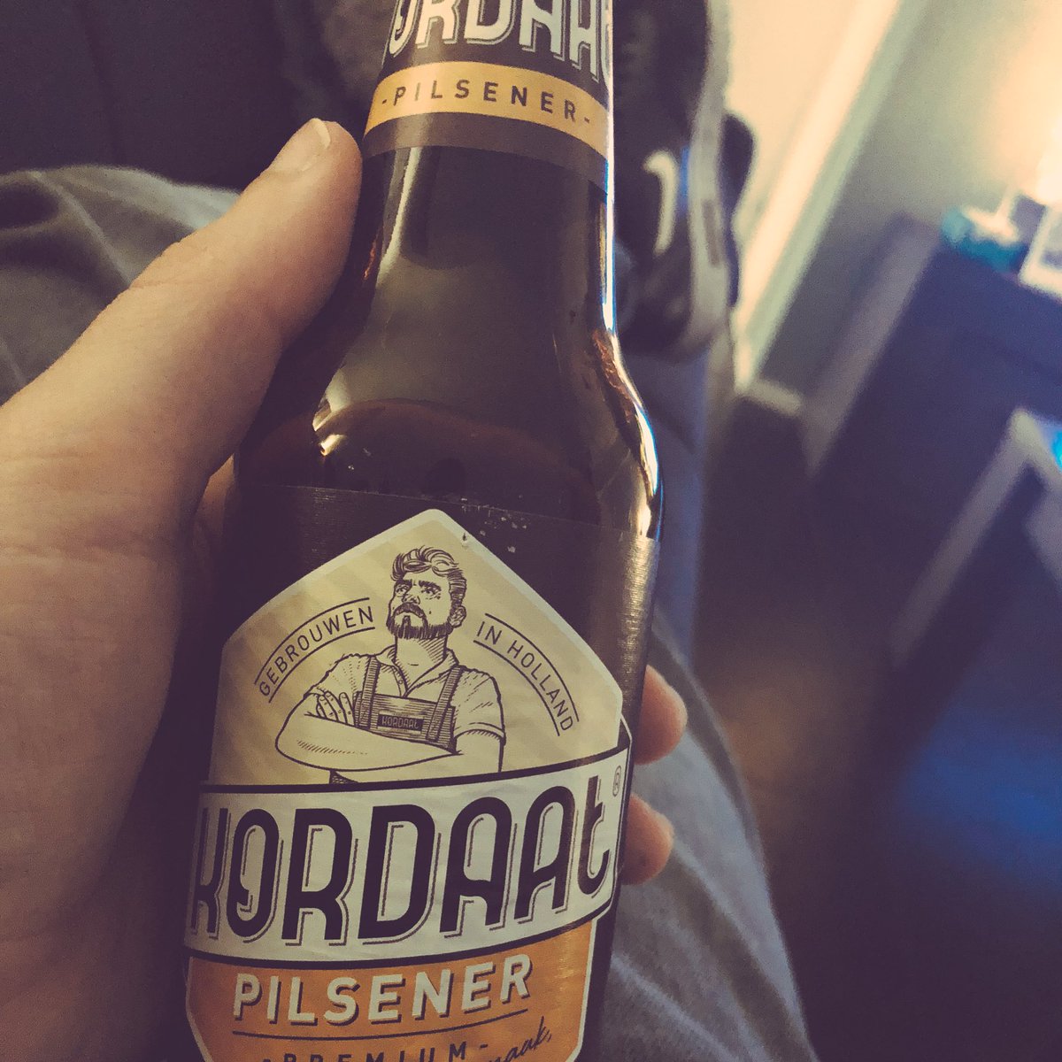 djorphannl's tweet photo. Cheers to the weekend 🙌🏼 #cheers https://t.co/qi136Xpf3W
