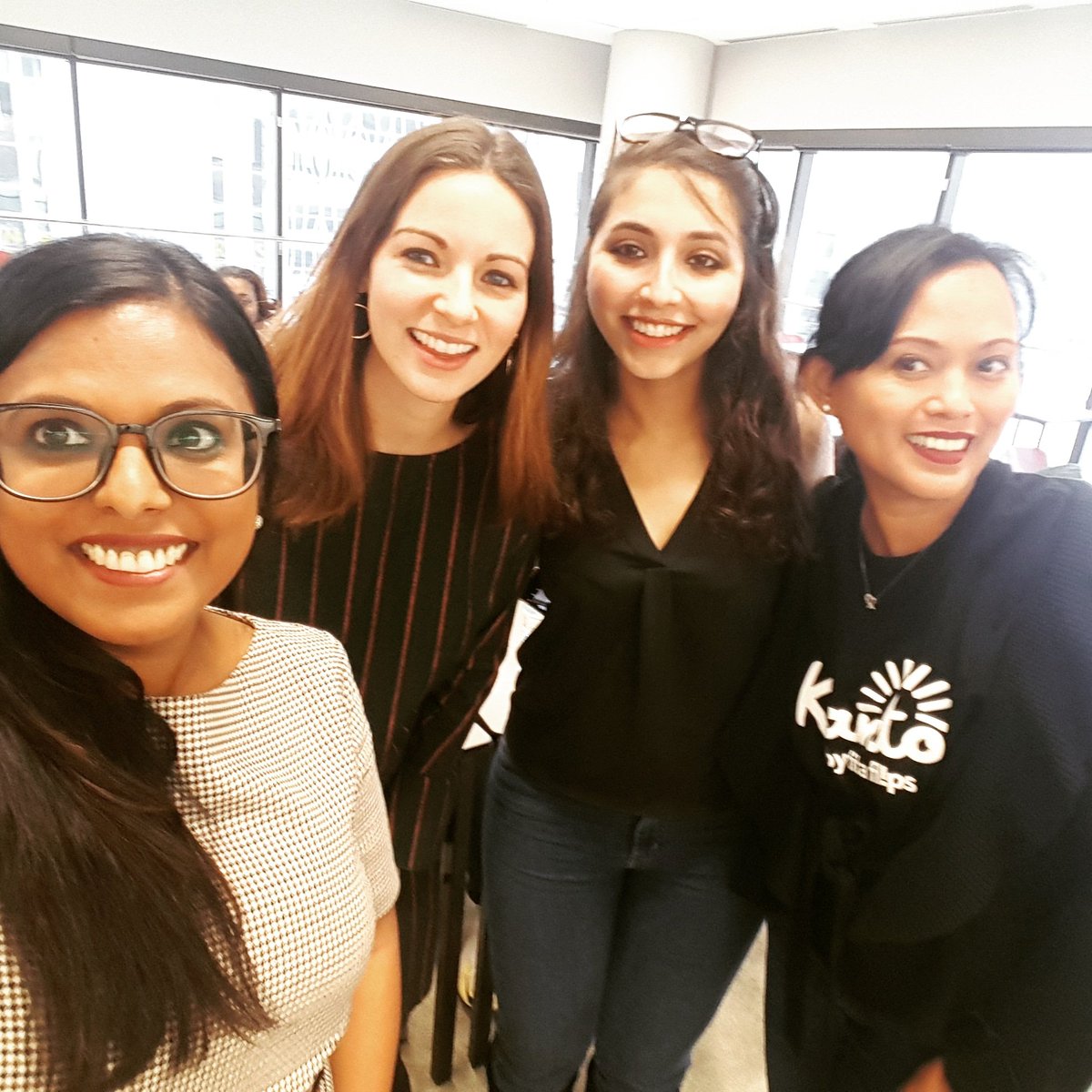 SumiShan1's tweet image. Great start to the morning talking #entrepreneurship at the Newcomer Entrepreneurs Hub! Met two amazing women entrepreneurs - @titaflips &amp;amp; @merakidesignhouse, check them out! Thanks to Nora Cottrill and @latif_ruby #scaddingcourt &amp;amp; #ryerson for the opportunity.